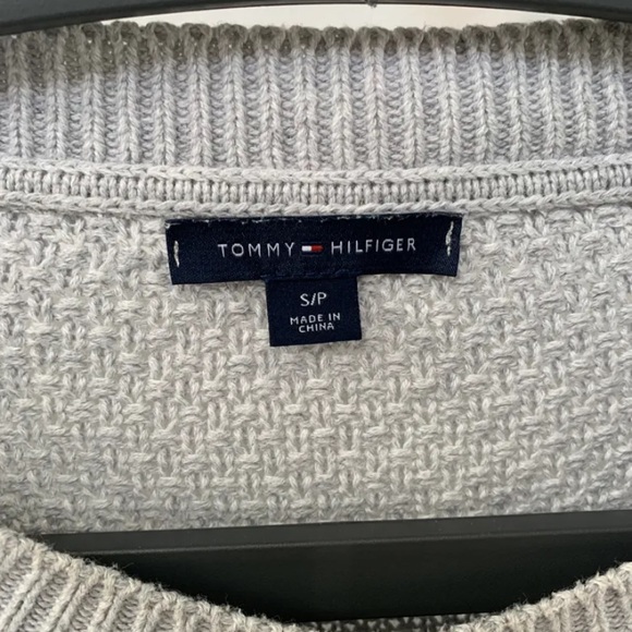 Tommy Hilfiger cable knit sweater - Picture 3 of 3